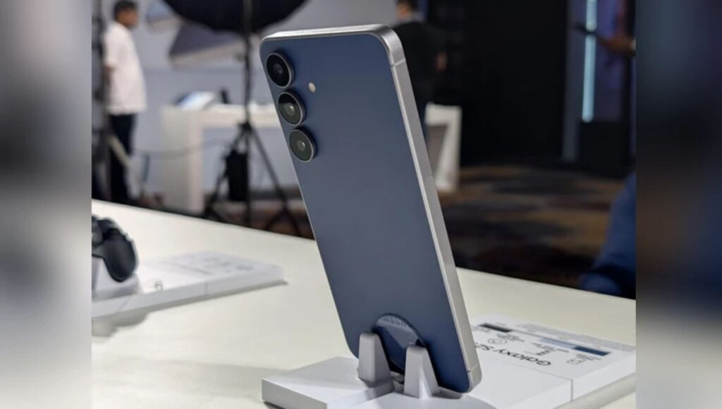 Samsung Launches Galaxy S25 FE